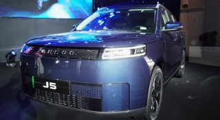 Xem thực tế Jaecoo J5: Thiết kế như SUV hạng sang, chờ ngày chính thức ra mắt khách Việt